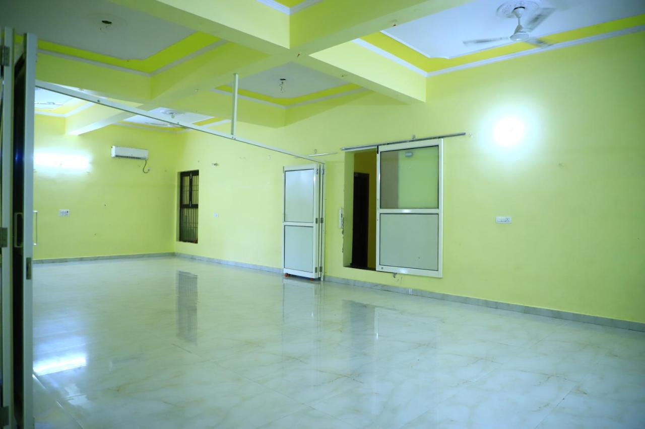 Shivraj Homestay Mathura Exterior foto