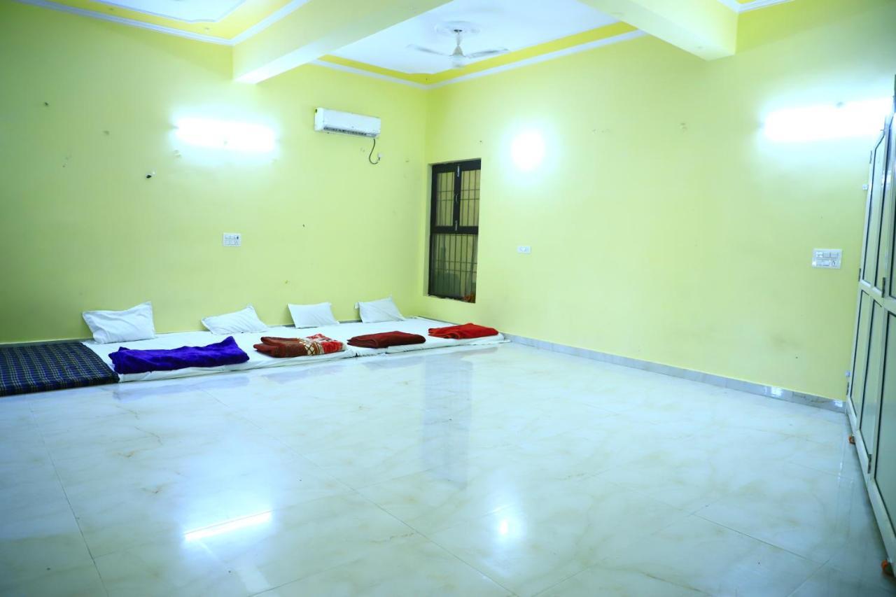 Shivraj Homestay Mathura Exterior foto