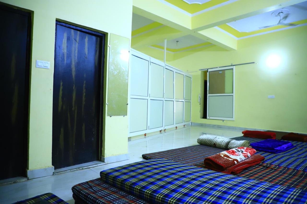 Shivraj Homestay Mathura Exterior foto